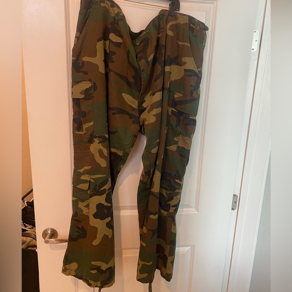 Cargo Pants - Picture 1 of 1